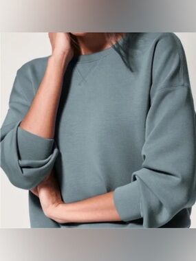 30. Spanx • NWT $118US AirEssentials Crew Cozy Crewneck Sweatshirt PTP 24”-30”